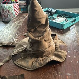 Harry Potter Wizarding World Sorting Hat Animated Talking Wizard Costume Cosplay